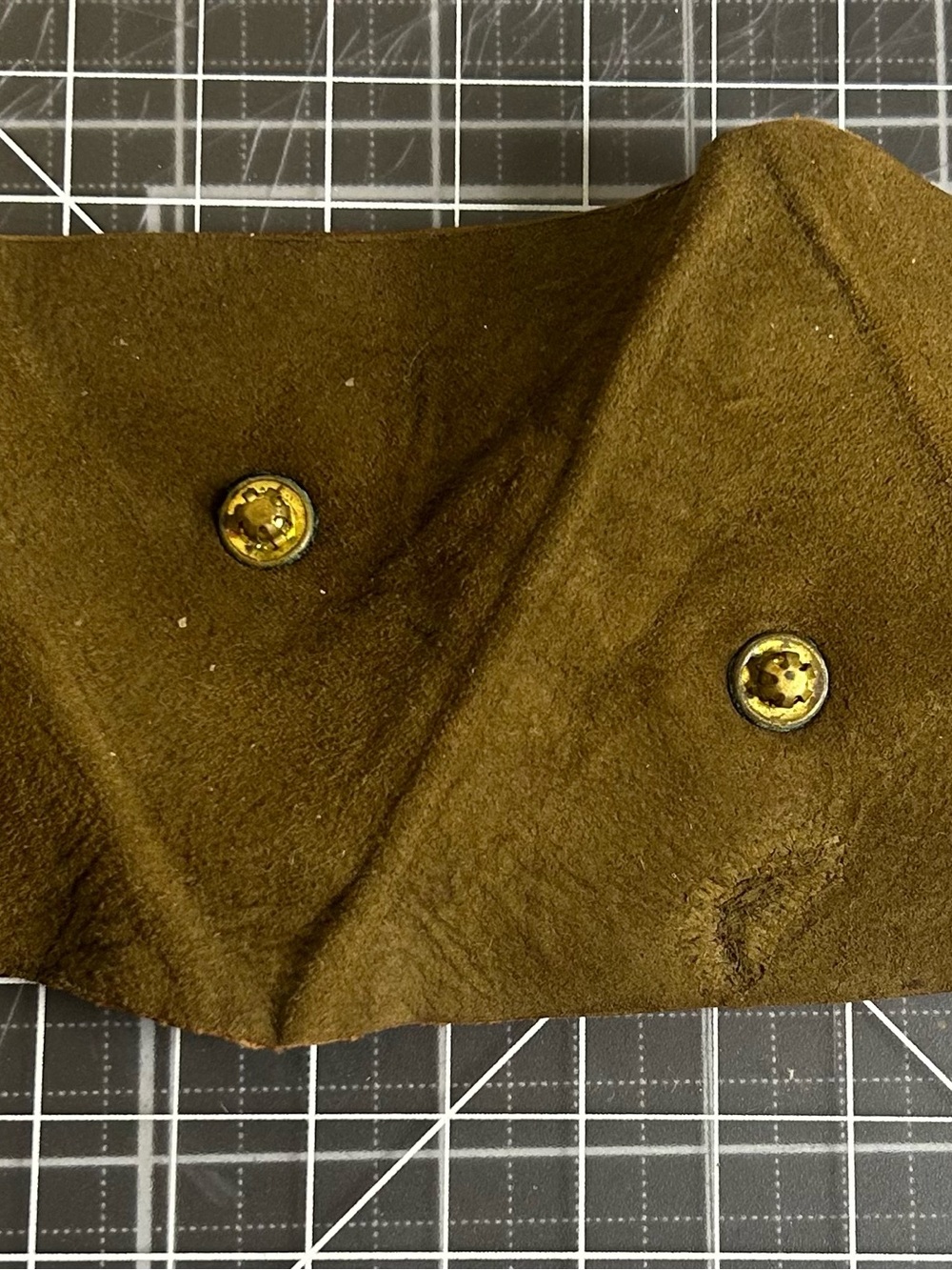 Vintage Handmade Suede Triangular Coin Pouch with Snap Button Closure - Picture 6 of 9